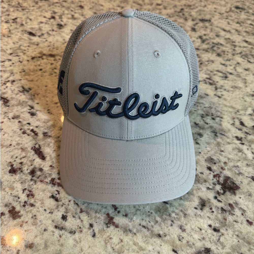 Titleist ProV1 FJ Hat